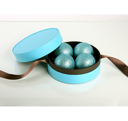 ふたが付いている円形チョコレート箱を包む贅沢なボール紙のペーパー管