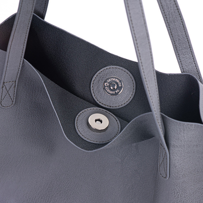 再使用可能な女性PUの革トート バック 	 L39 X W16 X H30 cm