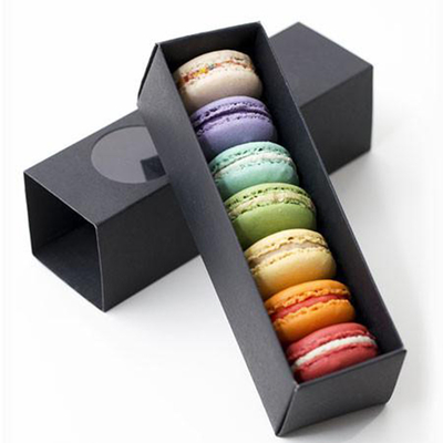 黒く贅沢なボール紙の窓が付いている包装のギフトのMacaronのスライダー箱