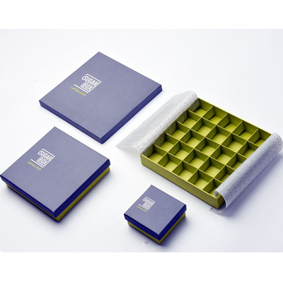 Eco友好的なペーパー キャンデーのMacaronのギフト用の箱のプラスチック皿のふたの基盤