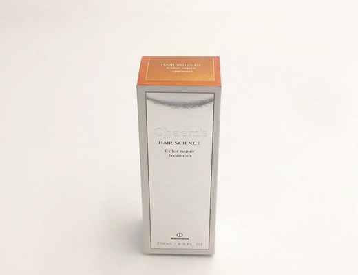 良い価格 化粧品のスキン ケアのギフト用の箱のボール紙の贅沢なびんのギフトの包装箱 オンライン